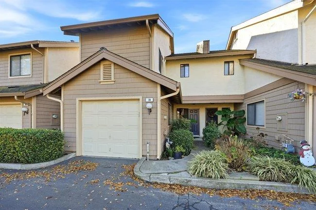 8550 Wren Avenue 3B, Gilroy, CA 95020