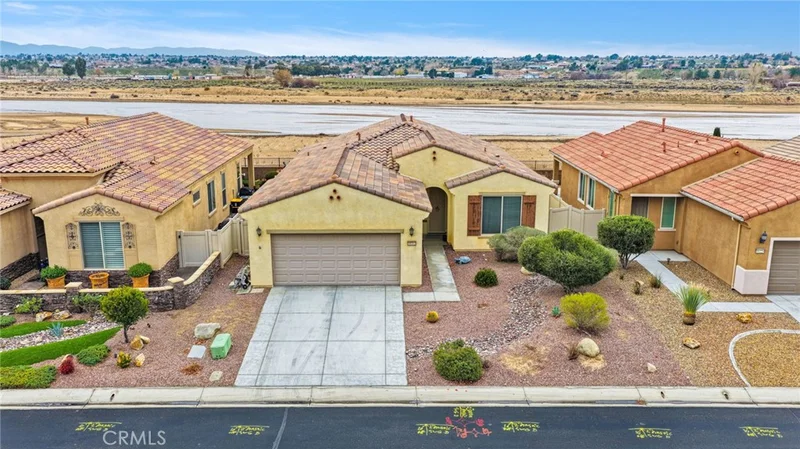 10212 Darby, Apple Valley, CA 92308