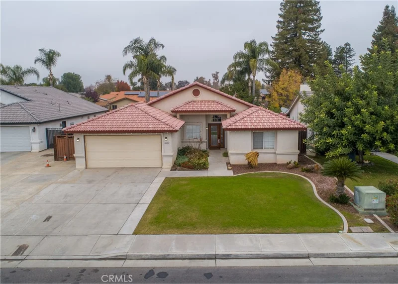 5506 Seasons, Bakersfield, CA 93313