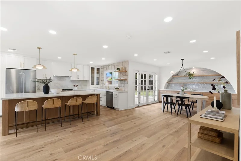 2943 Baker Street, Costa Mesa, CA 92626