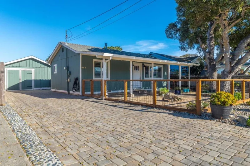 415 Hannon Avenue, Monterey, CA 93940