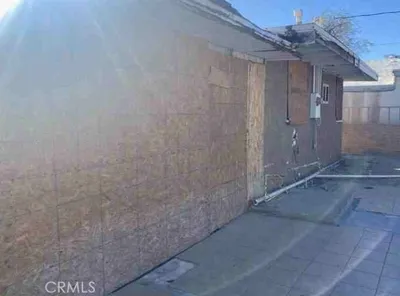 66022 Desert View Avenue photo 2
