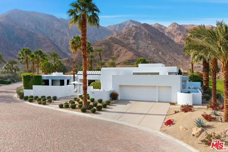 77240 Avenida Arteaga, La Quinta, CA 92253