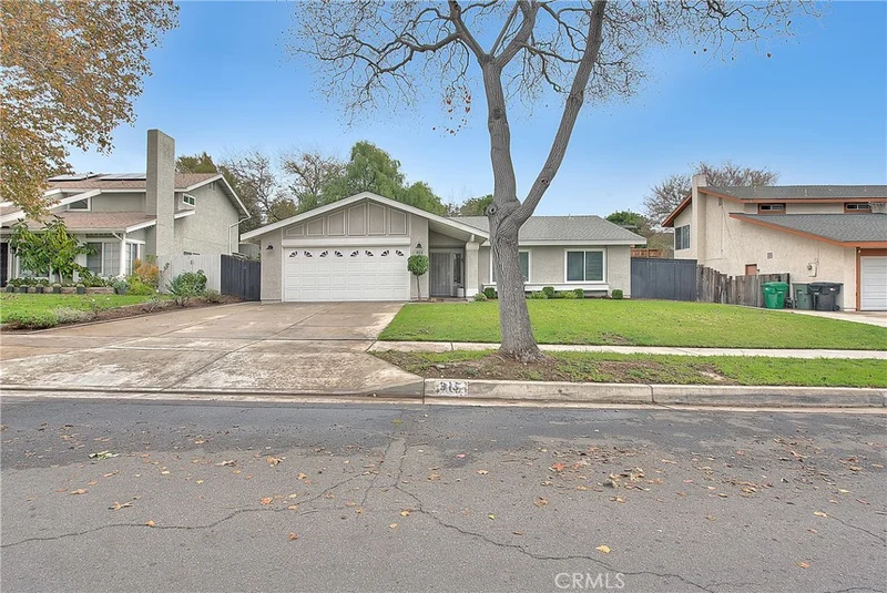 915 Auburndale photo 2