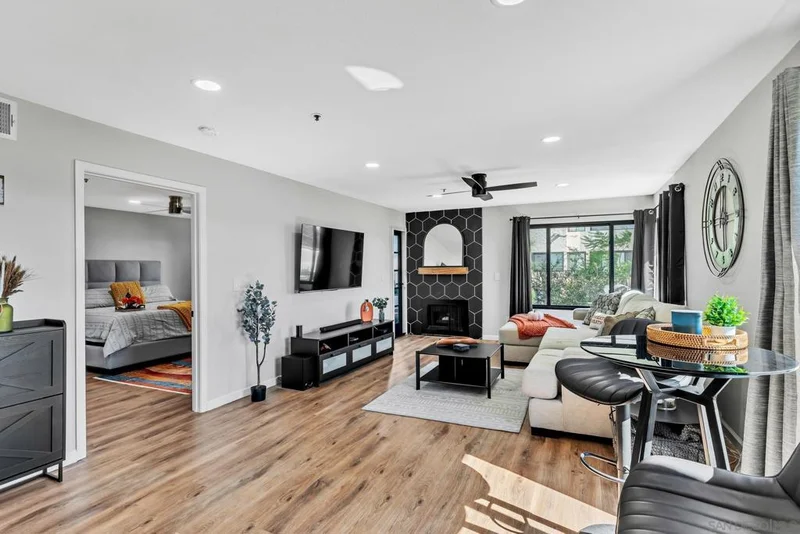 11233 Tierrasanta Blvd. 30, San Diego, CA 92124