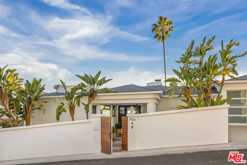 7924 Hillside Avenue, Los Angeles, CA 90046