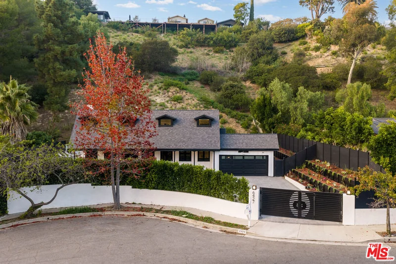6427 Tahoe Drive photo 2