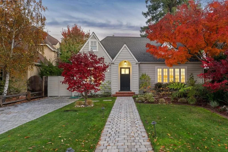 1131 Oxford Road, Burlingame, CA 94010