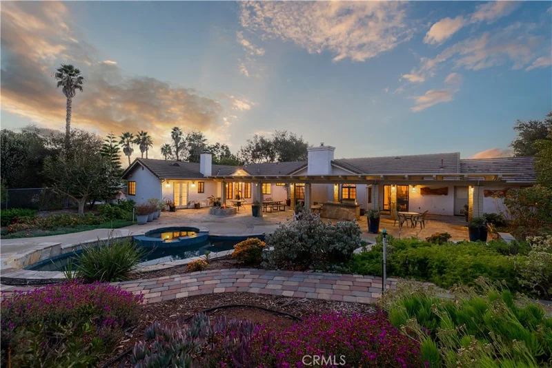 1256 Pleiades, Vista, CA 92084