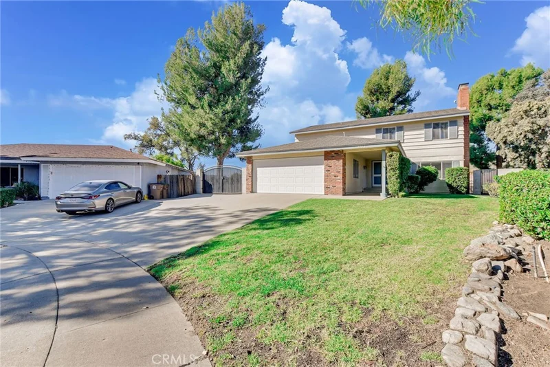 2785 Westfield Place photo 2