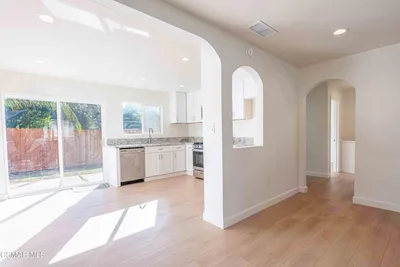 764 Brossard Drive photo 2