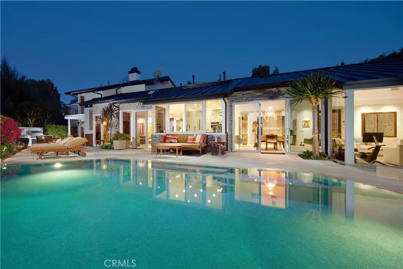 22 Cherry Hills Lane photo 2