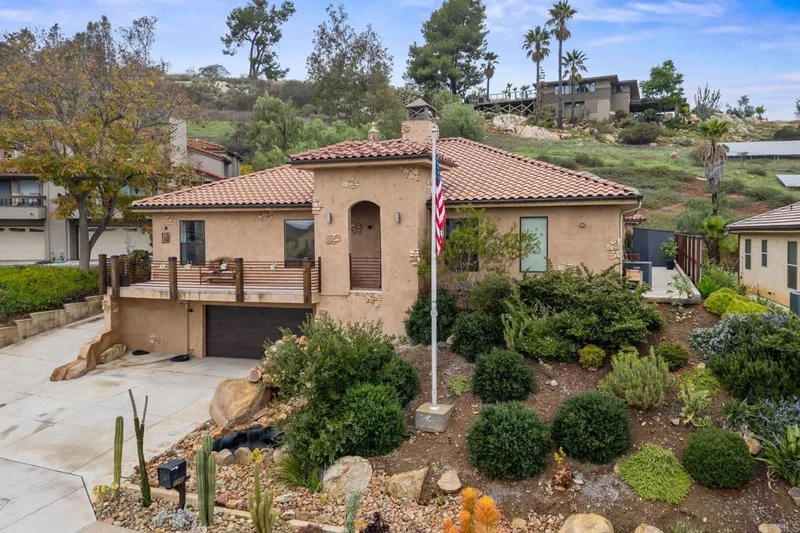 1140 Gary Lane, Escondido, CA 92026