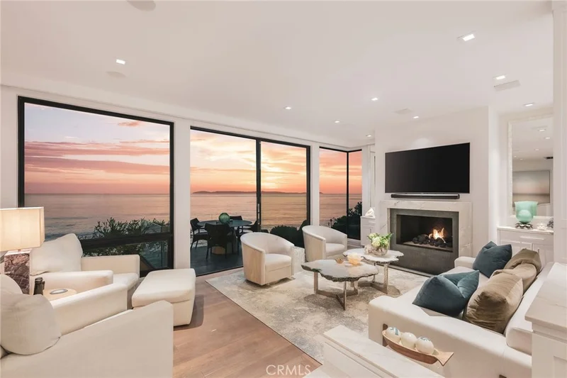 Photo 2 of 1715 Ocean Way
