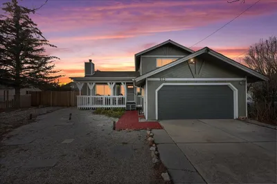 913 Mount Doble Drive photo 2