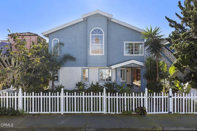 5124 Beachcomber Street, Oxnard, CA 93035