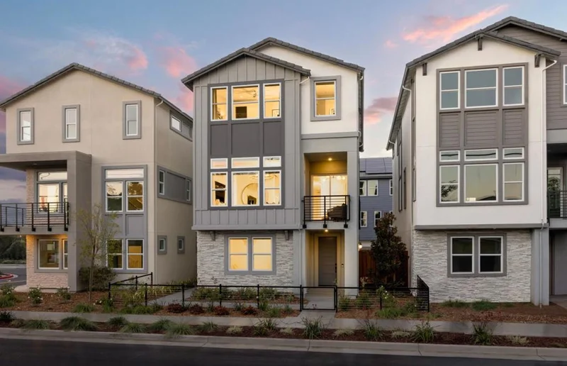 273 Llewellyn Avenue 010-18 Plan 2, Campbell, CA 95008