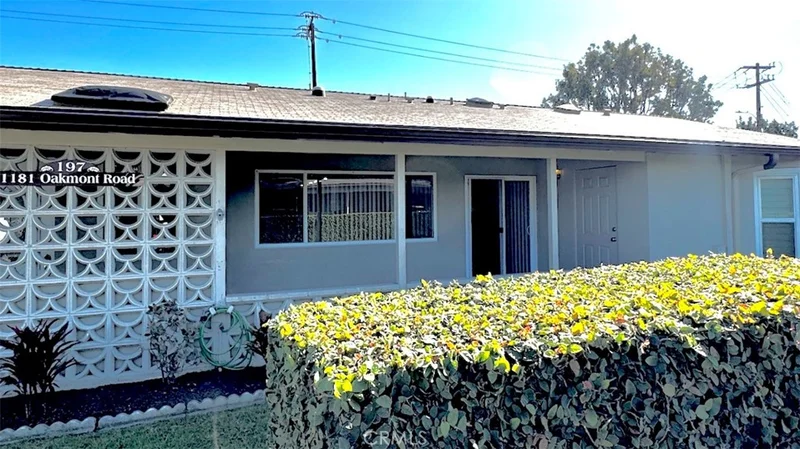 1181 197H Oakmont Road, Seal Beach, CA 90740