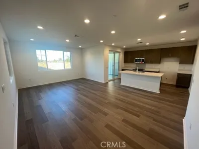 29205 Santa Fe Springs Court photo 2