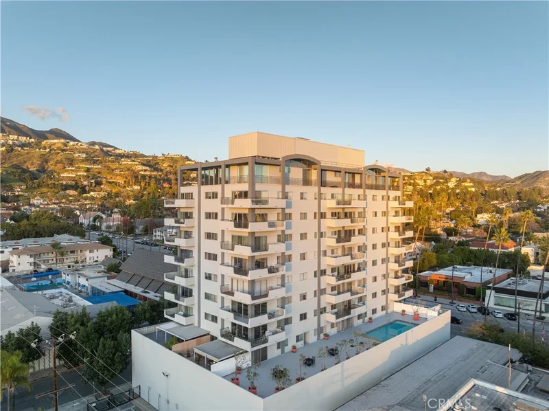 1155 N Brand Blvd 704, Glendale, CA 91202