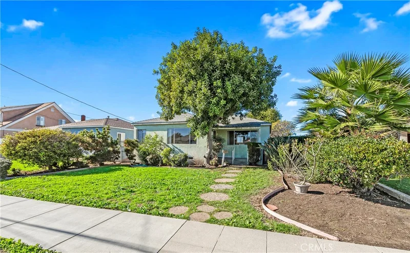 12235 12235 Menlo Avenue, Hawthorne, CA 90250