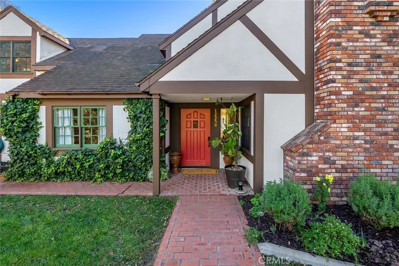 12250 San Antonio Road, Atascadero, CA 93422