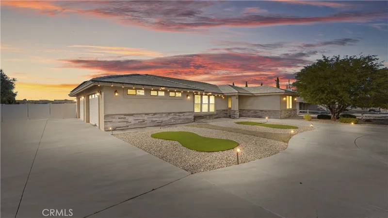 12230 Indian River Drive, Apple Valley, CA 92308