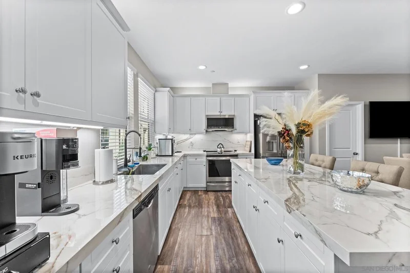 543 W Foothill Blvd 120, Glendora, CA 91741
