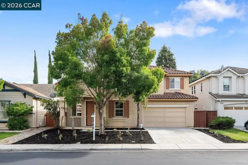 230 Wisteria Ln, Tracy, CA 95377