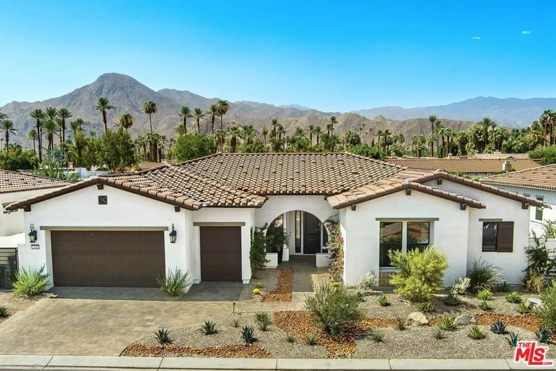 Photo 2 of 75403 Mansfield Drive