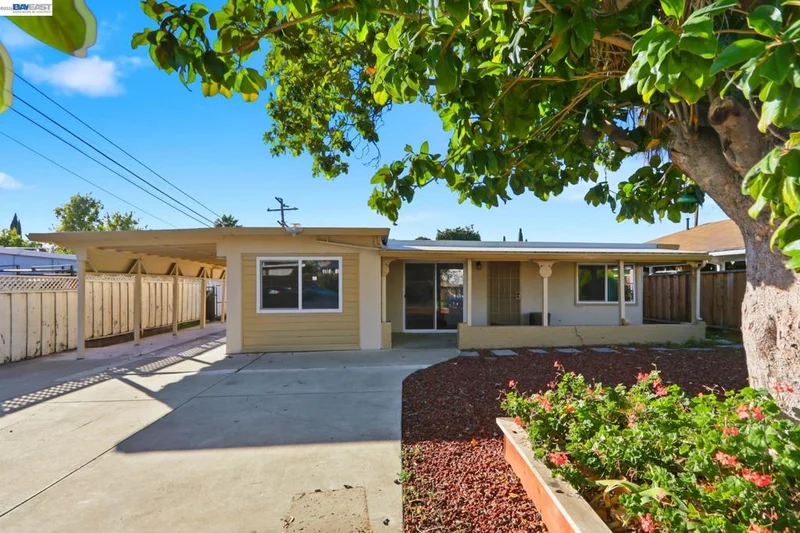10311 Ryan St