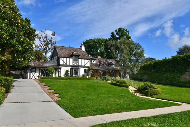 4256 Navajo, Toluca Lake, CA 91602