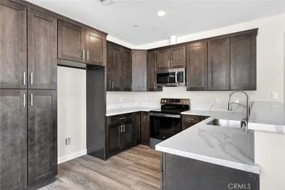 1185 Orange Avenue photo 2