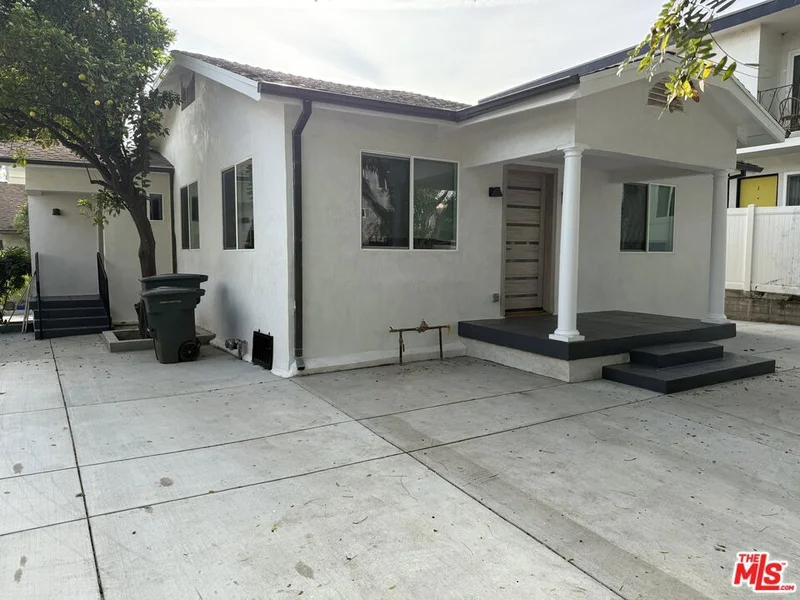 Photo 2 of 7512 Norton Avenue
