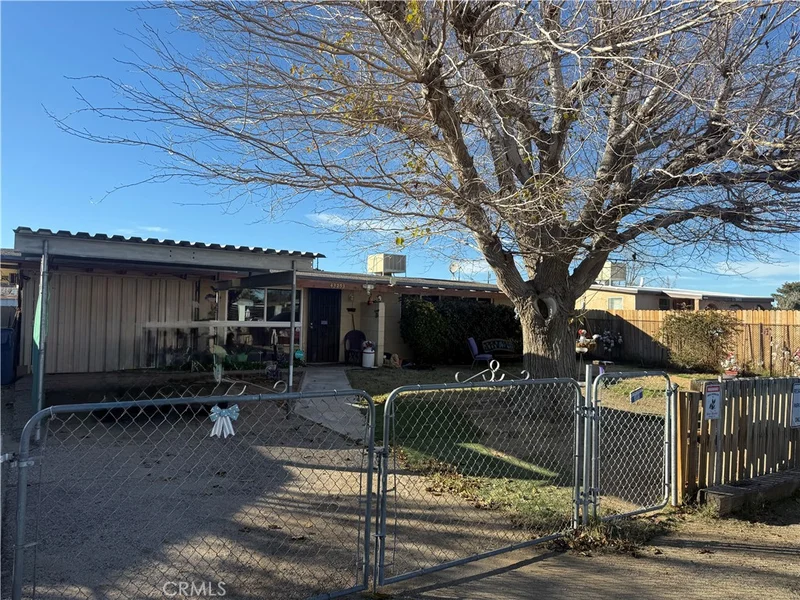 43253 6th E, Lancaster, CA 93535