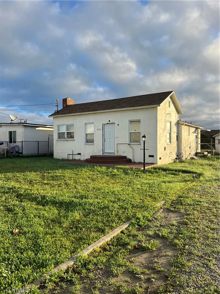 8793 S Sierra Place, Upland, CA 91786