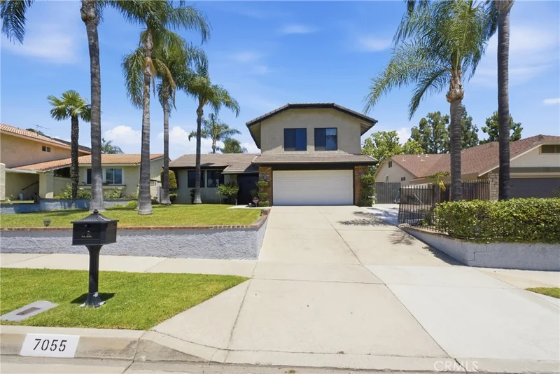 7055 Mango Street photo 2