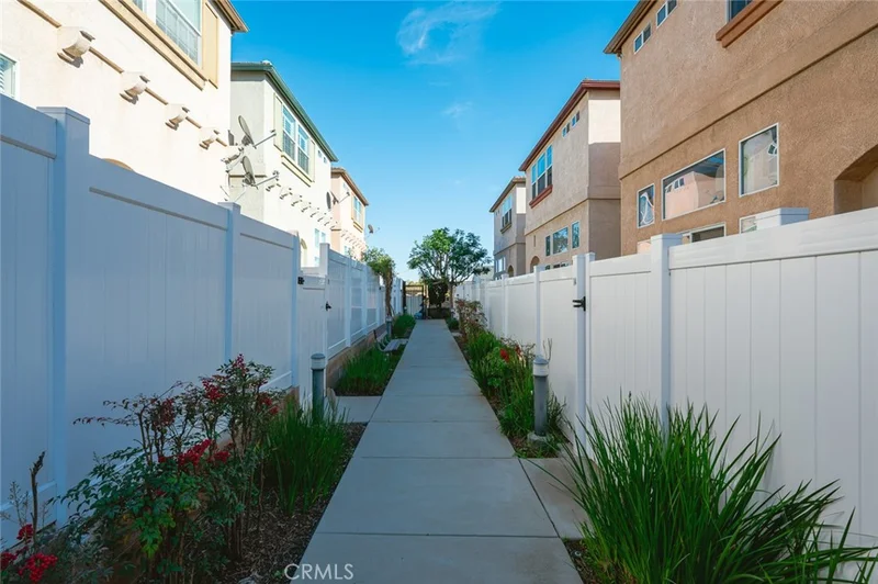 25481 Dodge Avenue 18, Harbor City, CA 90710