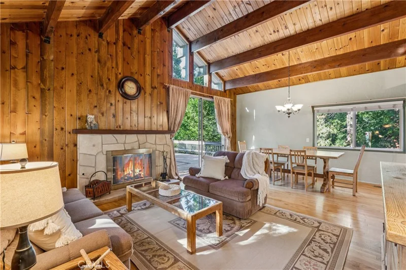 296 Massive Road, Lake Arrowhead, CA 92352
