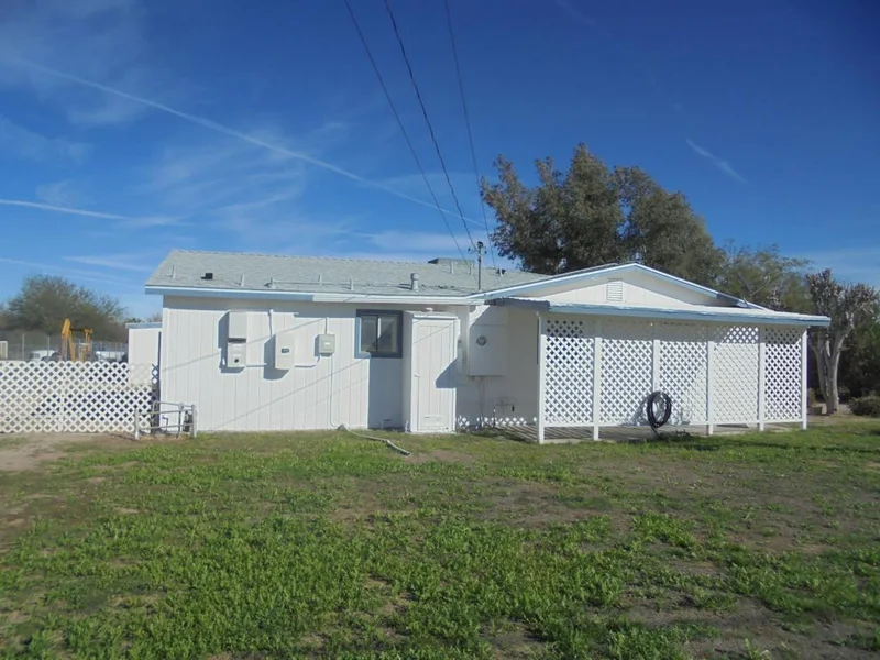 Photo 2 of 2274 Riviera Drive
