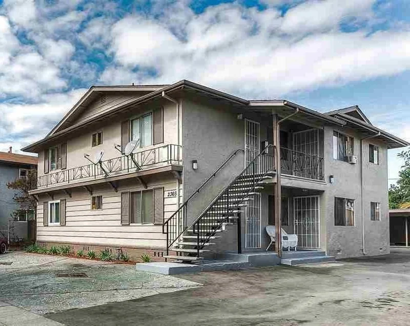 2369 Mammoth