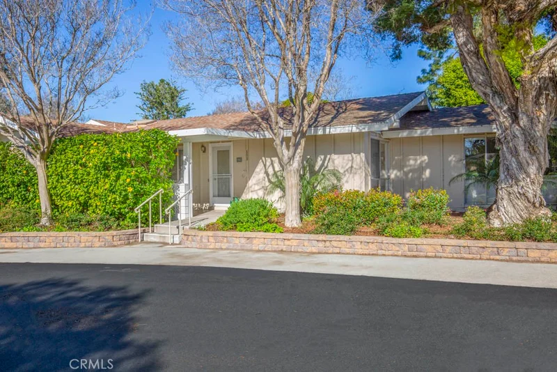 552 Avenida Sevilla B, Laguna Woods, CA 92637