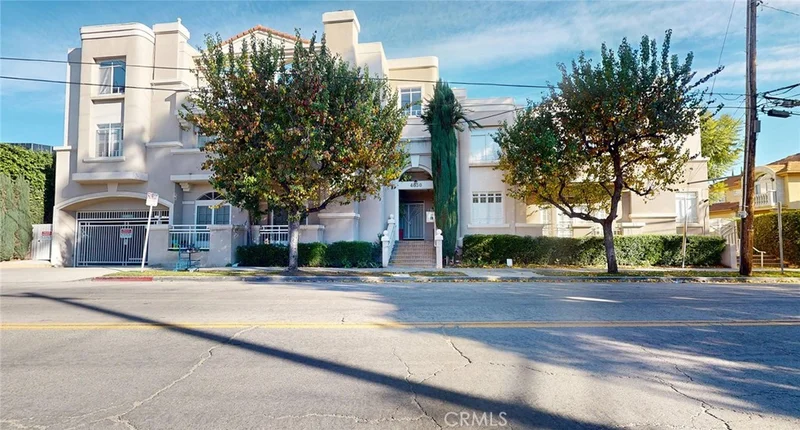 4630 Woodley 302, Encino, CA 91436