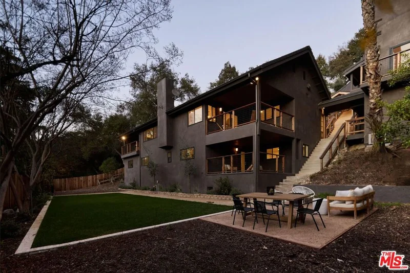 521 Fremont Drive, Pasadena, CA 91103
