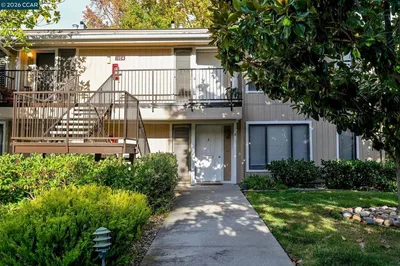 1324 Singingwood Court #3 photo 2