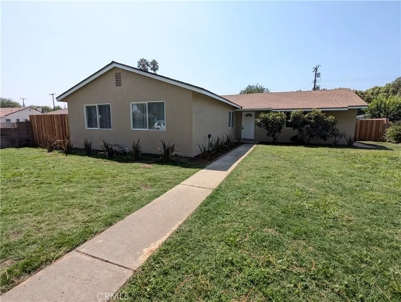 22532 Saticoy, West Hills, CA 91307