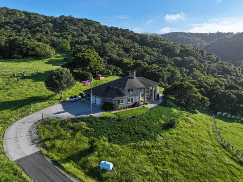 1860 Salinas Road, San Juan Bautista, CA 95045
