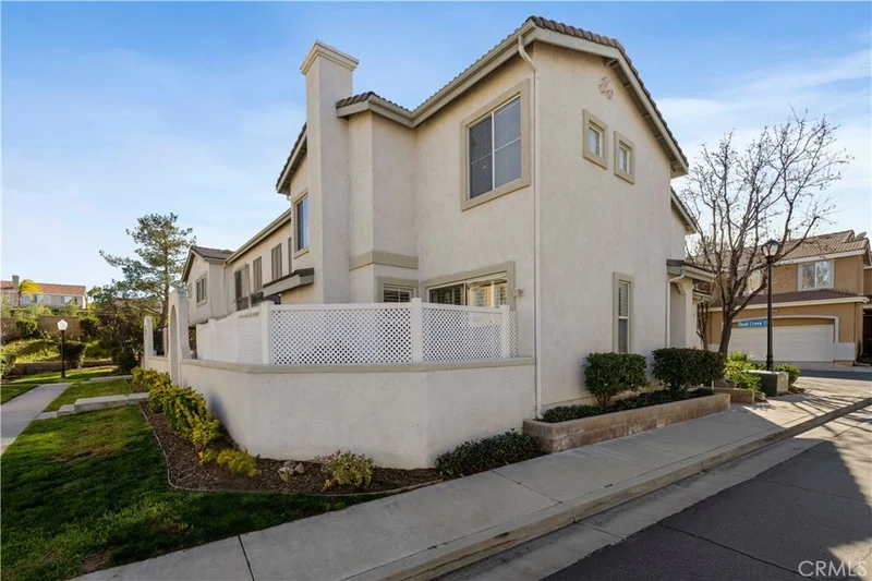 25408 Quail Creek Court, Saugus, CA 91350