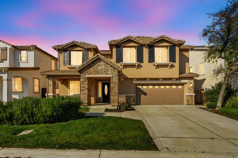 906 Natoma Court, Discovery Bay, CA 94505-9999