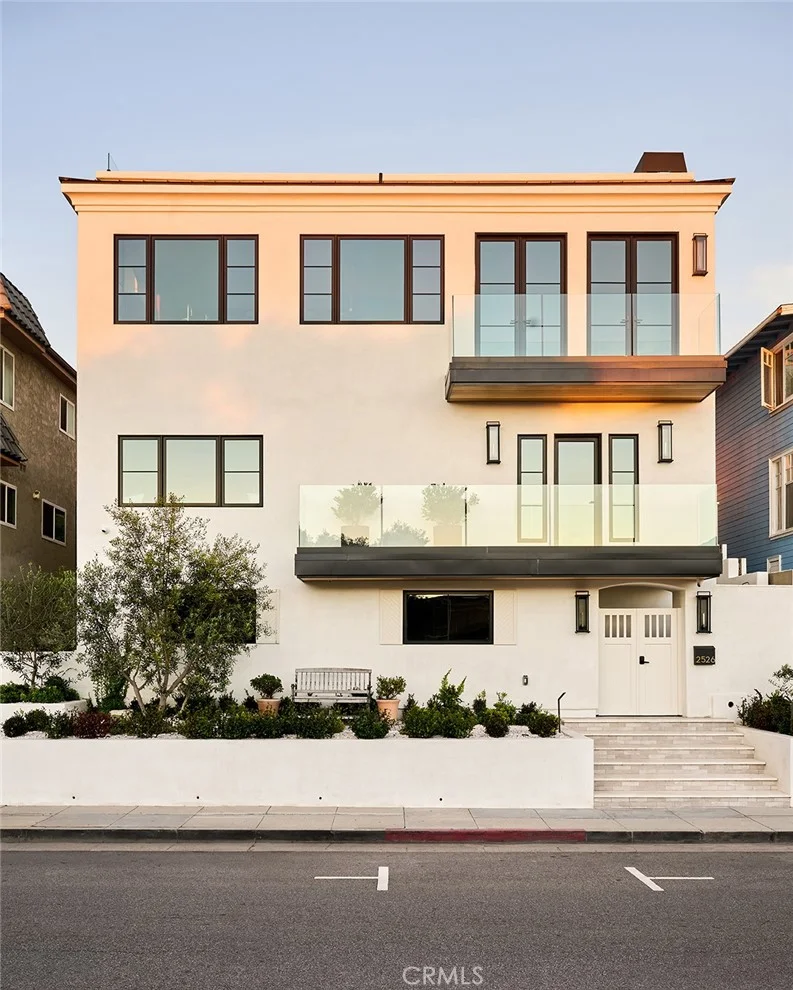 2526 Hermosa Ave, Hermosa Beach, CA 90254